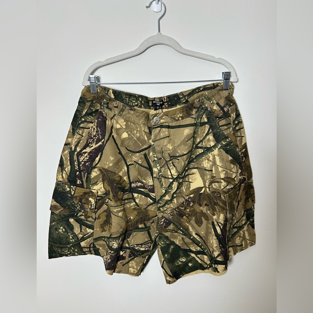 PrettyLittleThing plus khaki camo denim cargo shorts